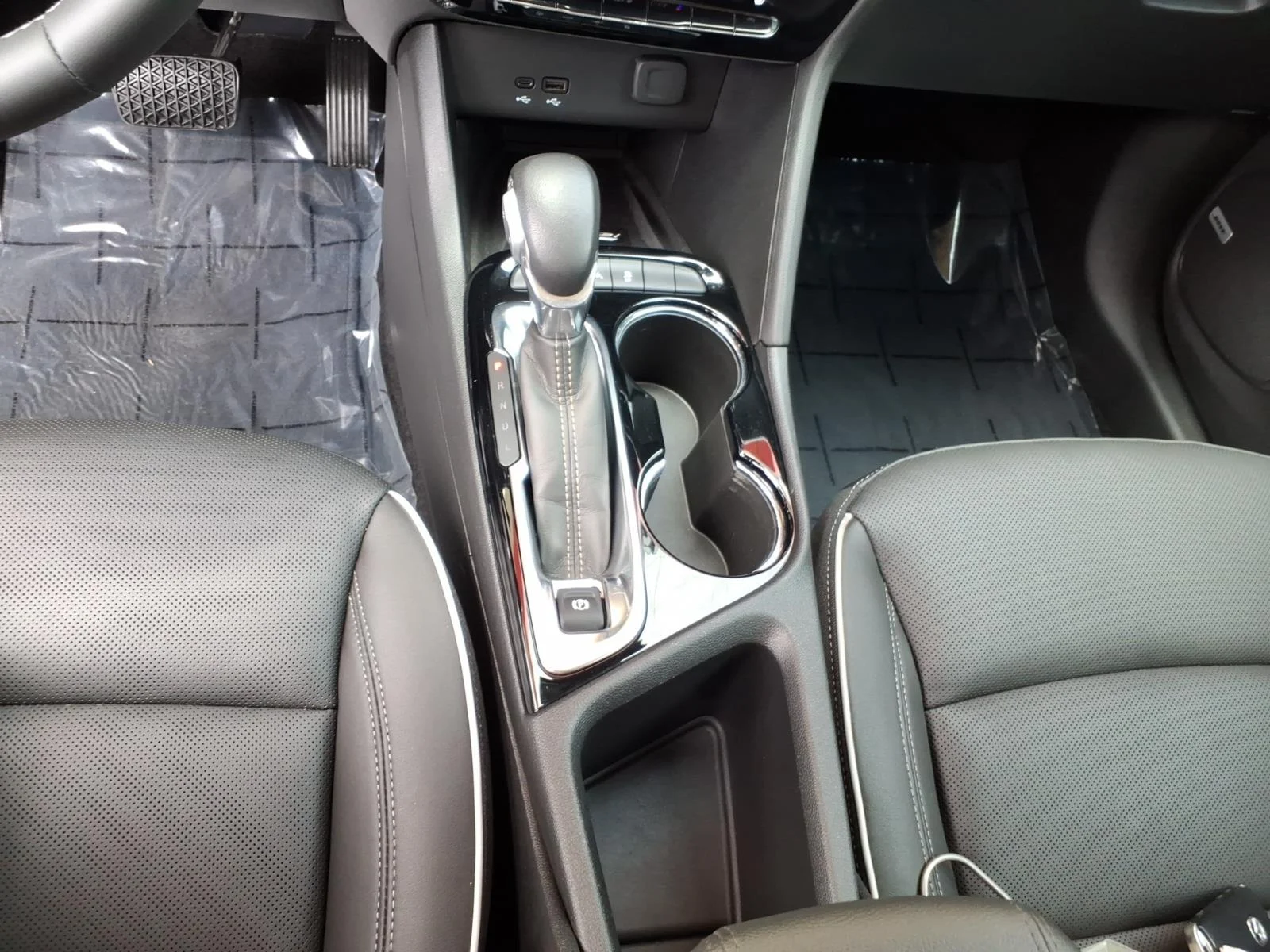 2024 Buick Encore GX Avenir - Photo 17