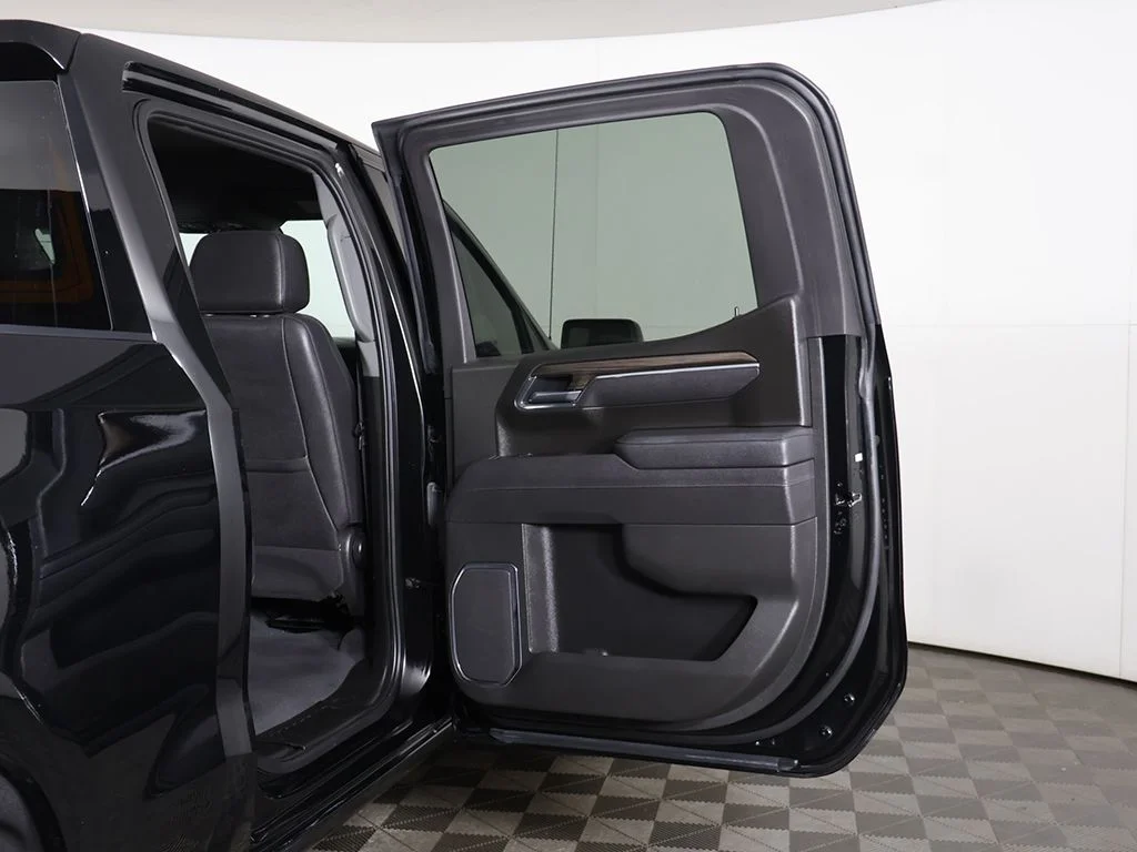 Used 2025 Black Chevrolet LT Trail Boss image 22