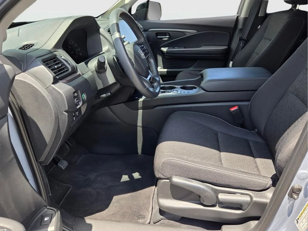 Certified Used 2024 Sonic Gray Pearl Honda Sport image 4