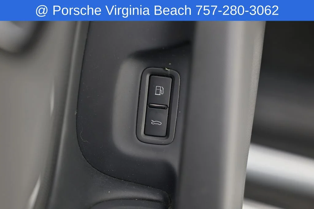 Used 2011 Silver Audi 5.2 image 24