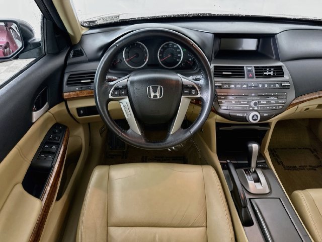 Used 2012 Red Honda EX-L image 21