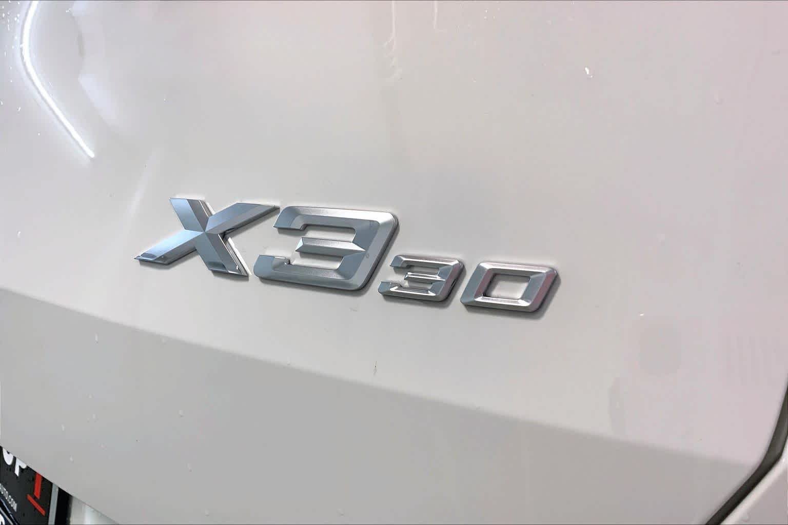 New 2026 Alpine White BMW 30 xDrive image 15