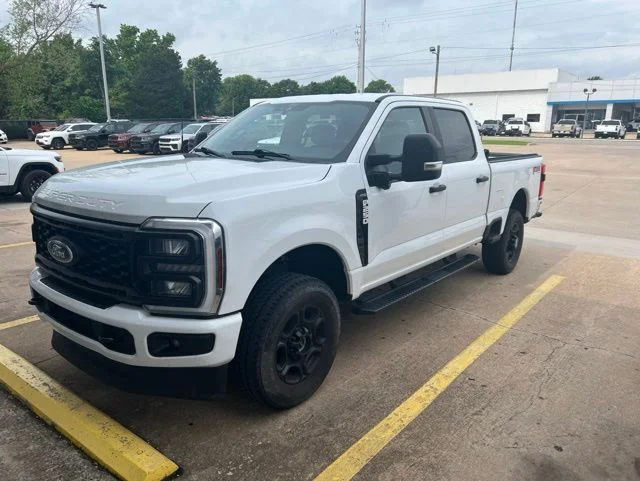 2024 Ford F-250 XL 4x4 Crew Cab 6-3/4' Box's photo
