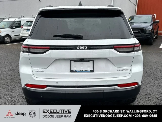 New 2026 Bright White Clear-Coat Exterior Paint Jeep Limited image 3