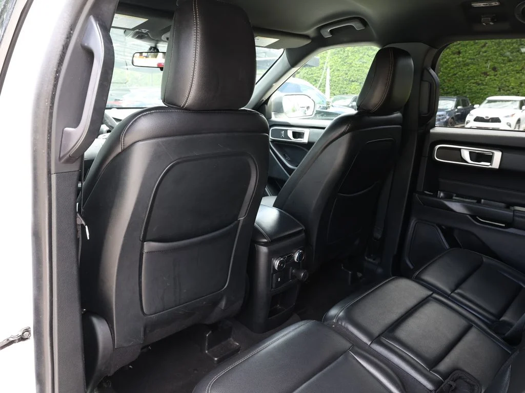 Used 2020 White Ford XLT image 17