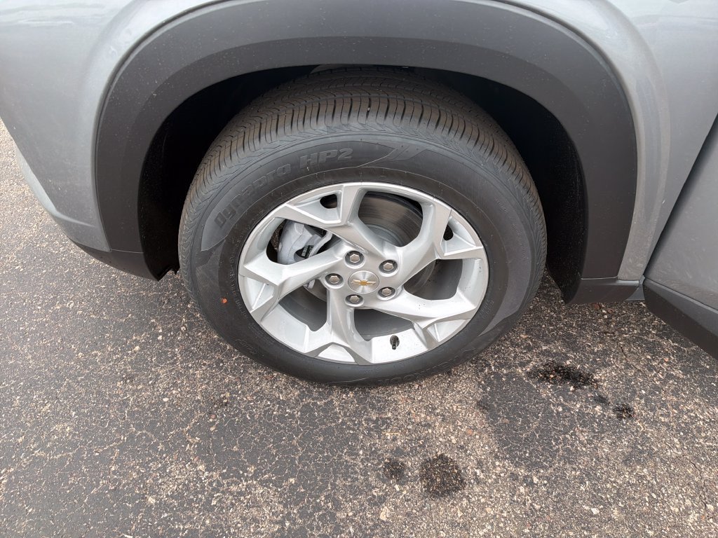 2026 Chevrolet Trax LS - Photo 25