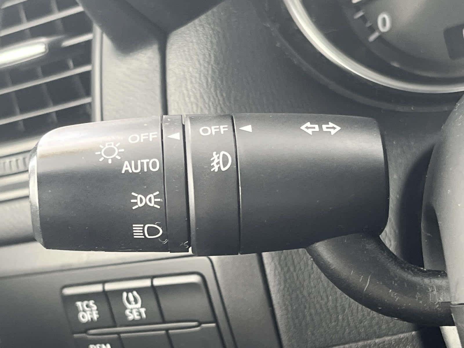 Used 2015 Jet Black Mica Mazda Grand Touring image 36