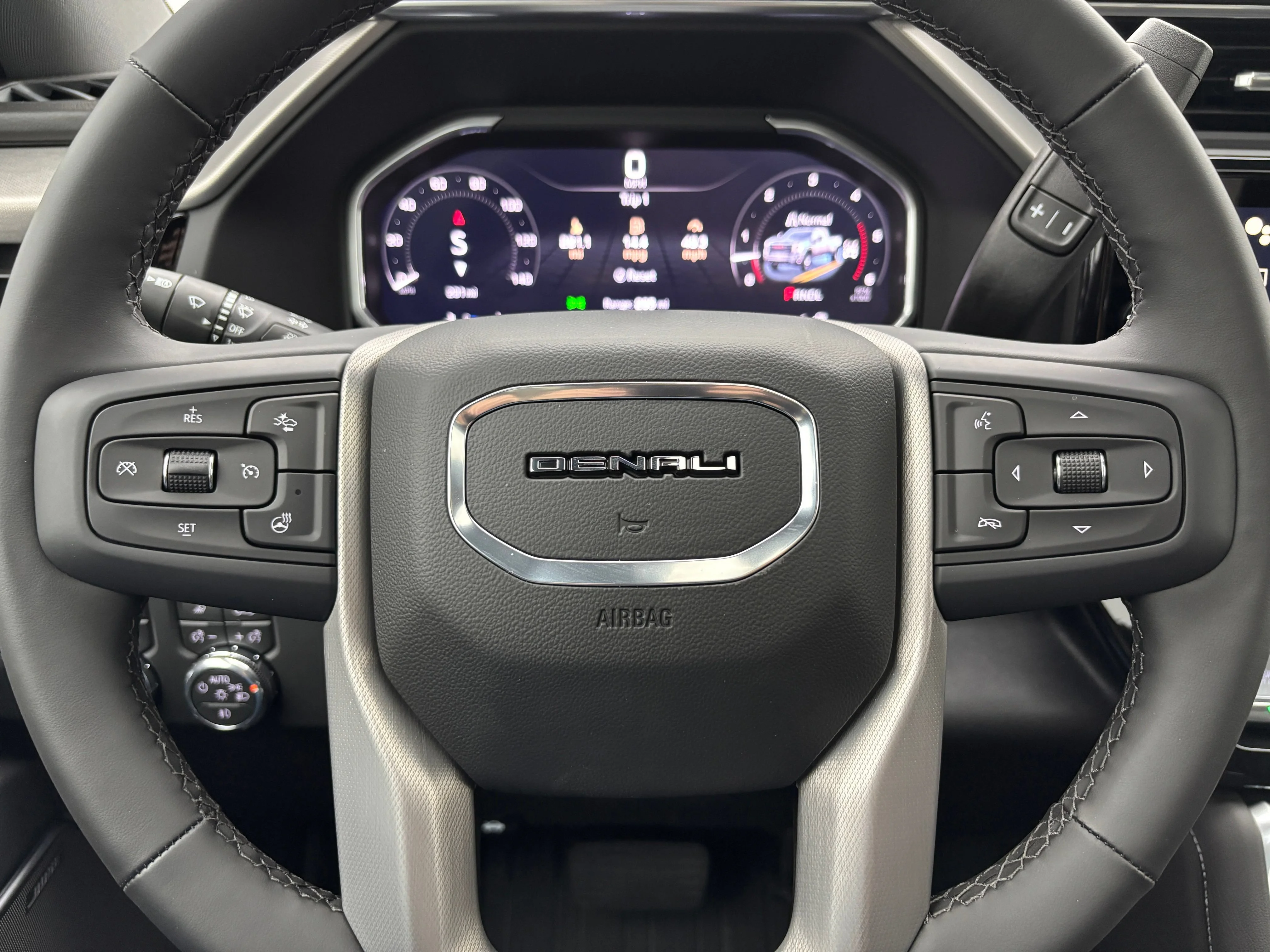 2026 GMC Sierra 3500HD Denali - Photo 24