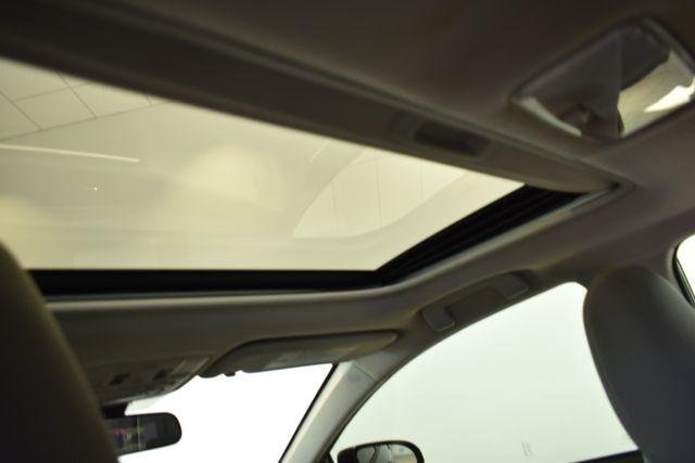 Certified Used 2018 SLATE METALLIC Toyota  image 14