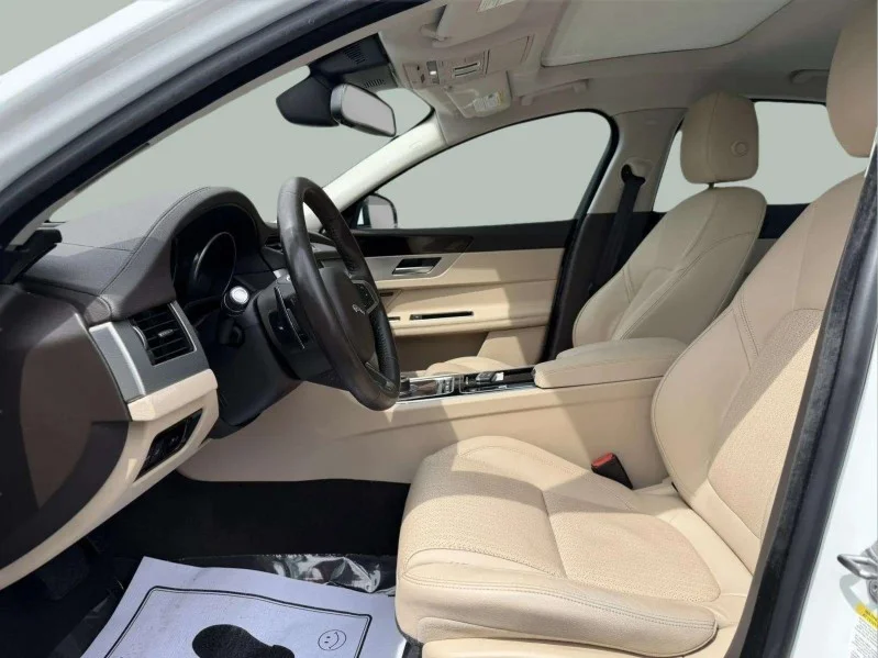 2018 Jaguar XF Prestige - Photo 21