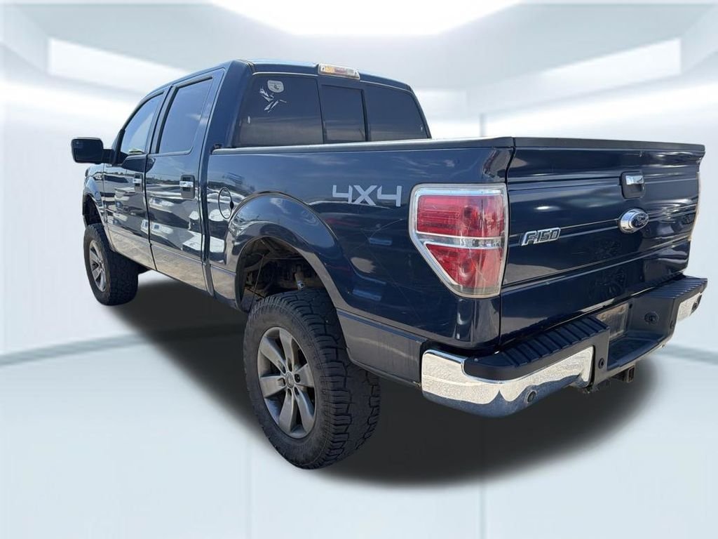 Used 2013 Blue Ford XLT image 6