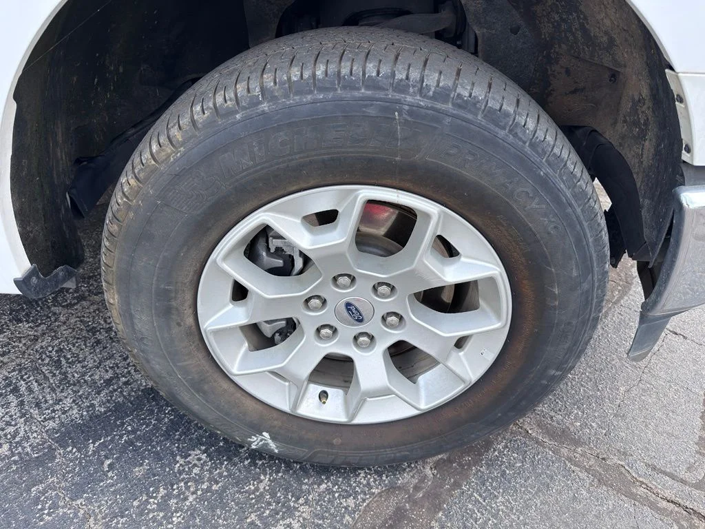 Used 2023 White Ford XLT image 15
