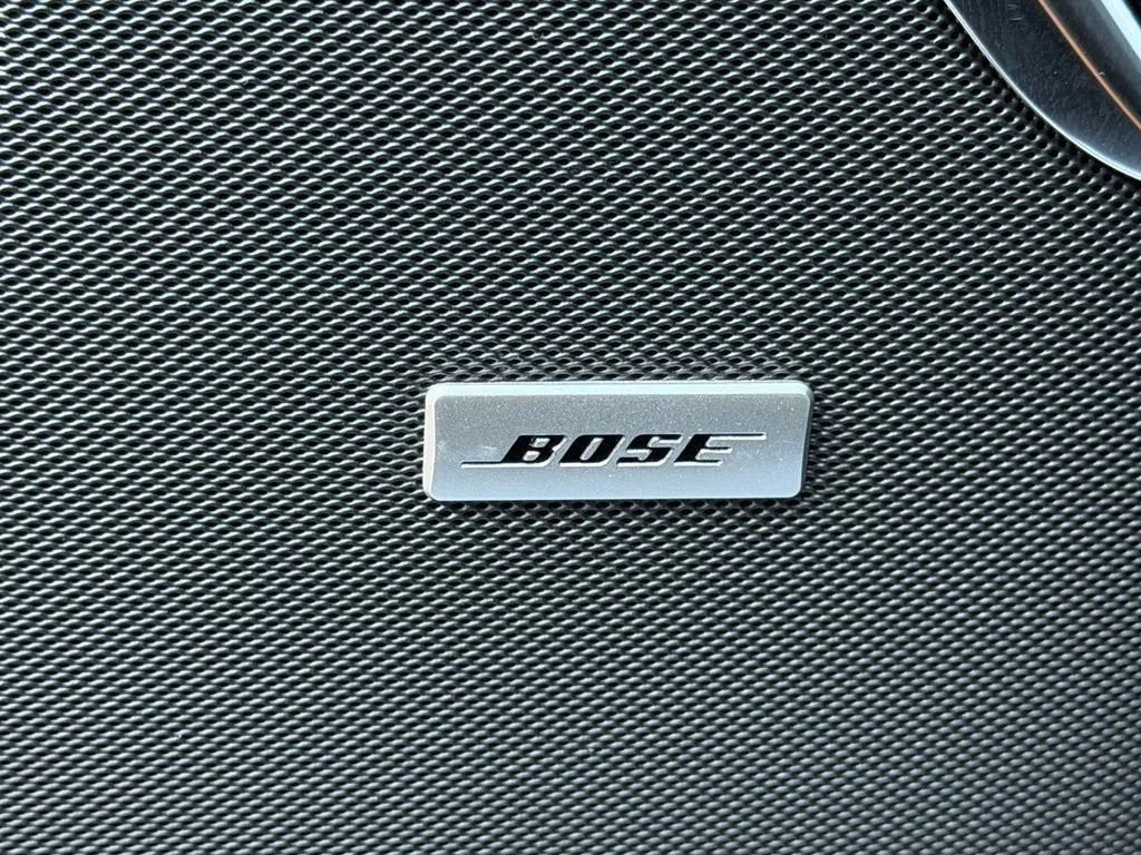 2026 GMC Yukon Denali - Photo 18