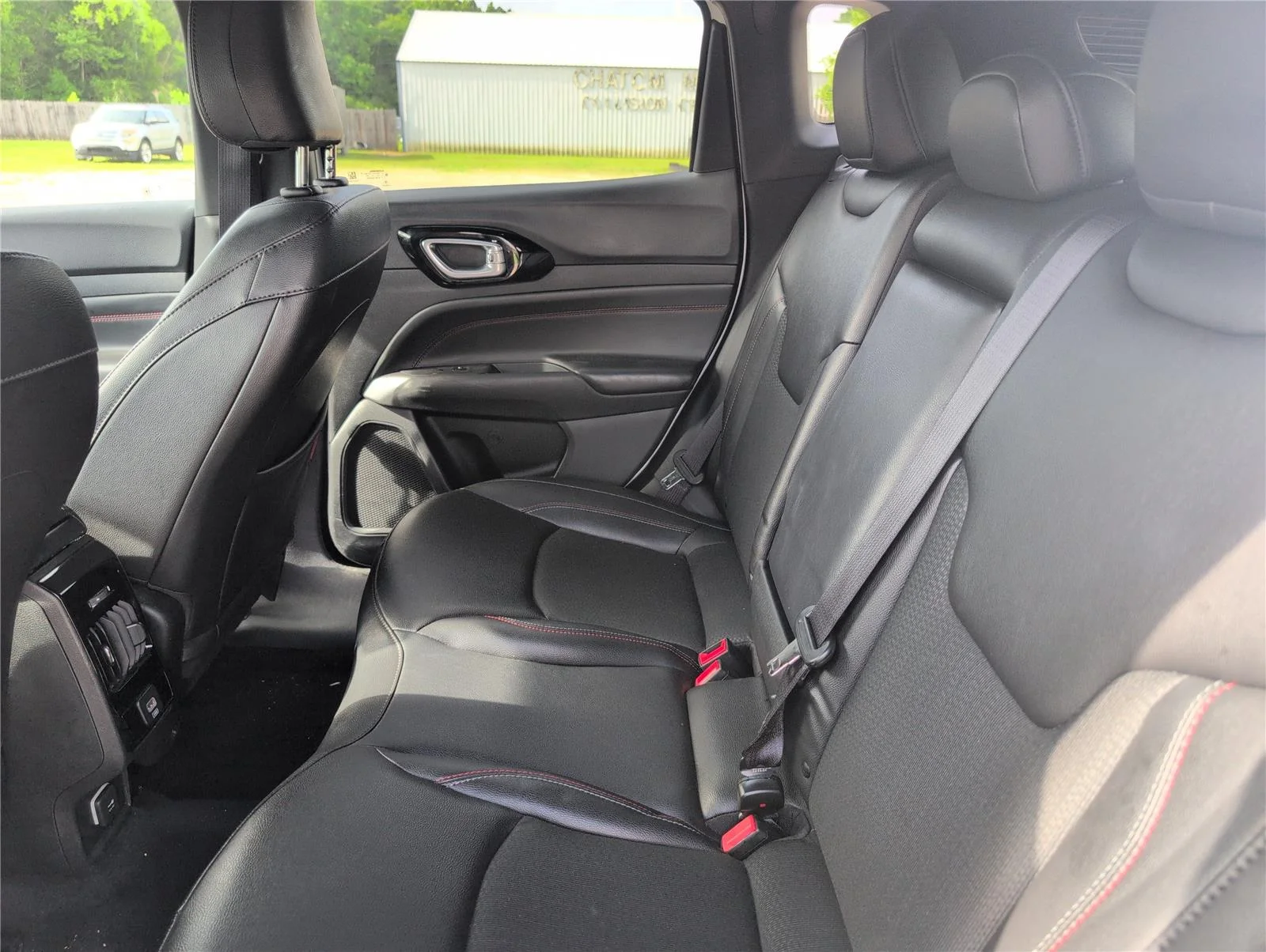 2025 Jeep Compass Trailhawk - Photo 34