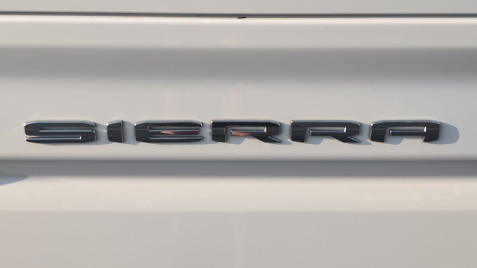 Used 2023 SUMMIT WHITE GMC SLT image 6