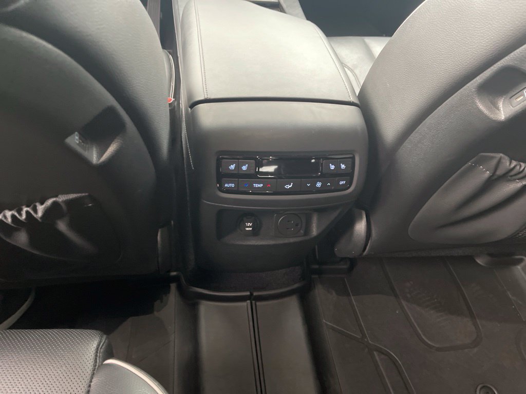 Used 2024 White Hyundai Limited image 10