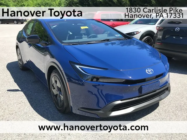 2026 Toyota Prius LE FWD's photo