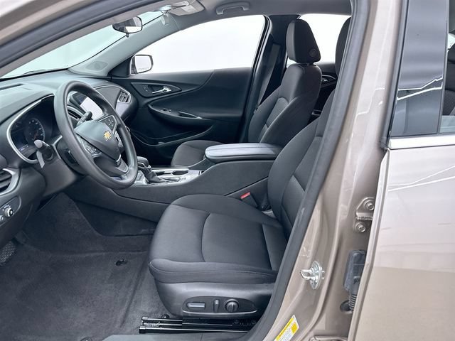 2025 Chevrolet Malibu 1LT - Photo 9
