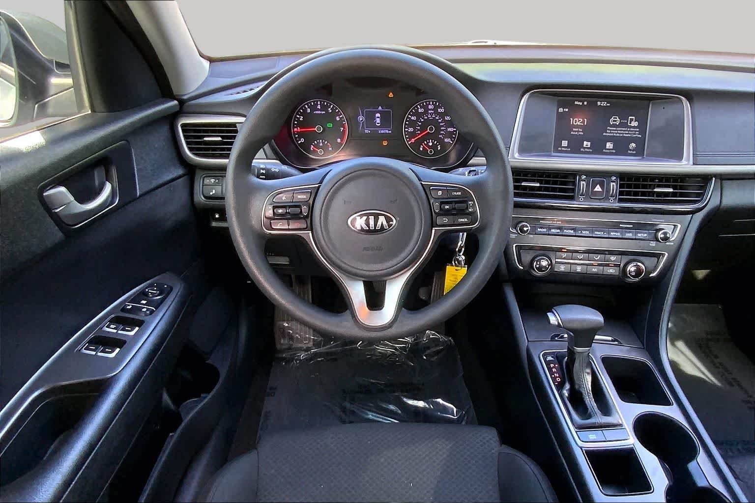 Used 2018 Sparkling Silver Kia LX image 6
