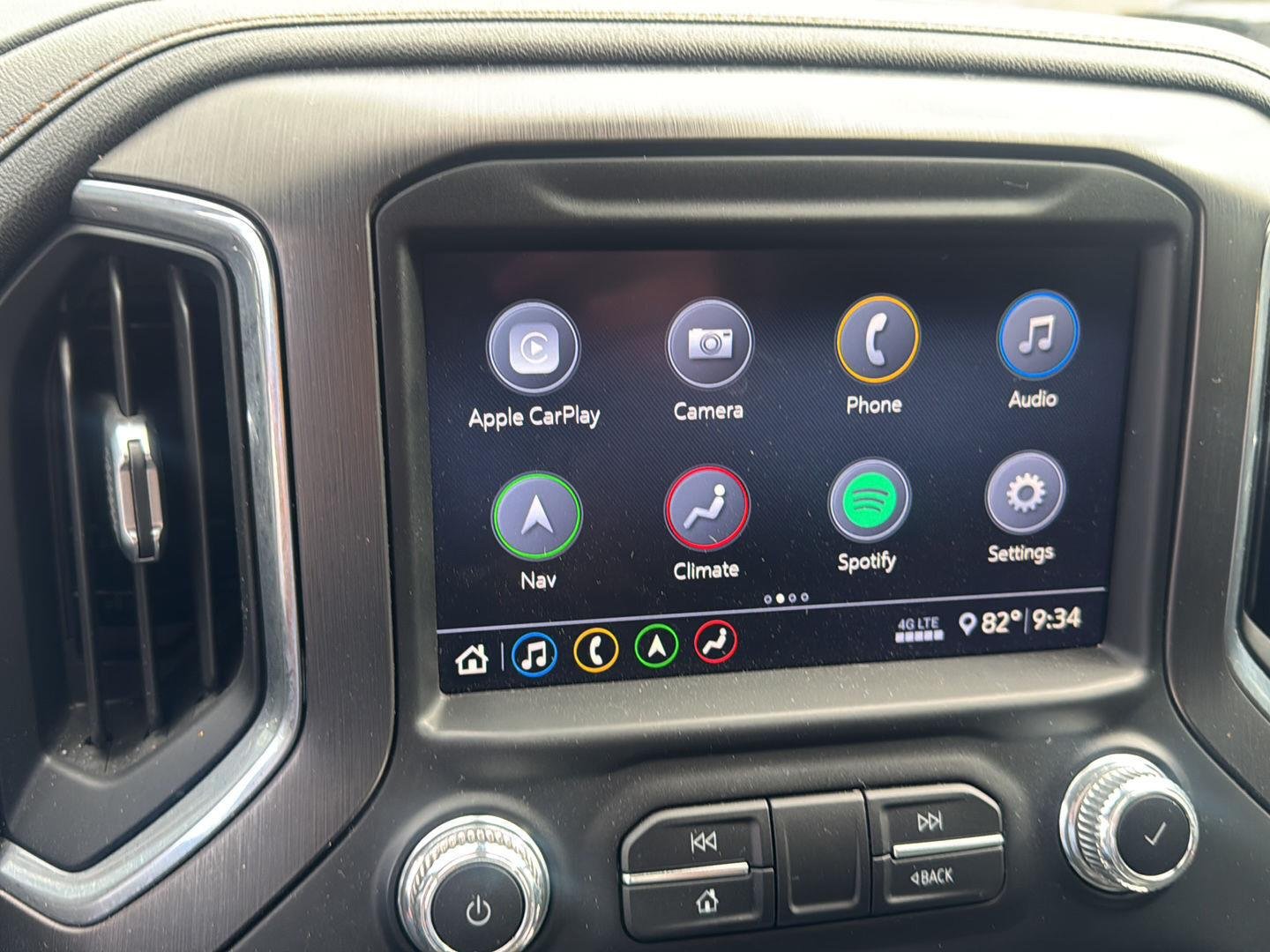 Used 2020 Summit White GMC AT4 image 10