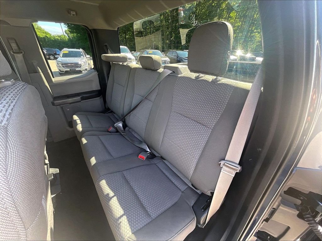Used 2018 Blue Ford XLT image 25