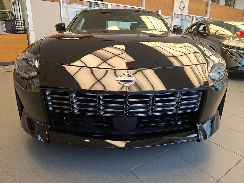 New 2026 Black Diamond Pearl Nissan Sport image 2
