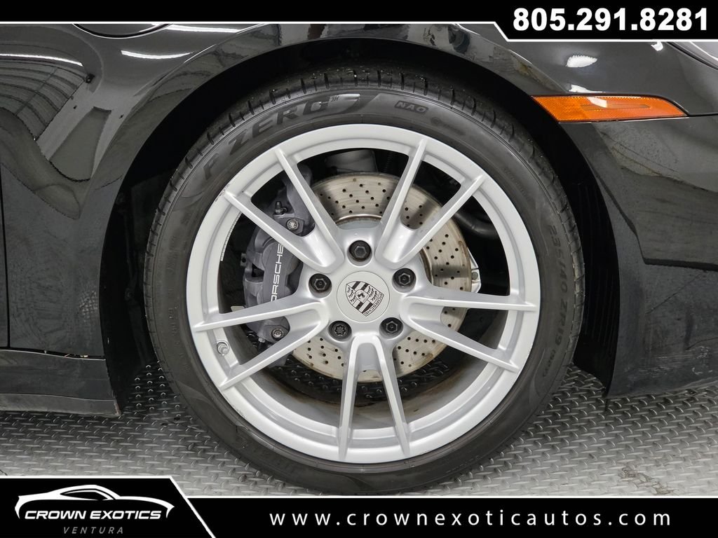 Used 2024  Porsche Carrera image 17