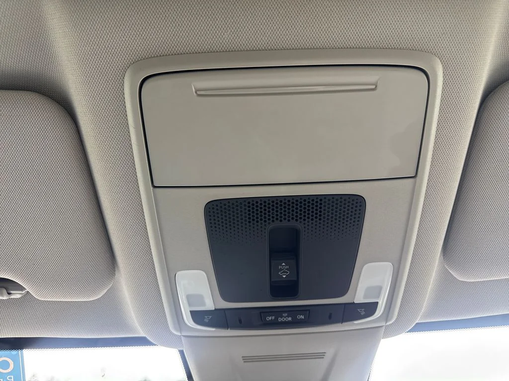 2025 Honda CR-V EX - Photo 28