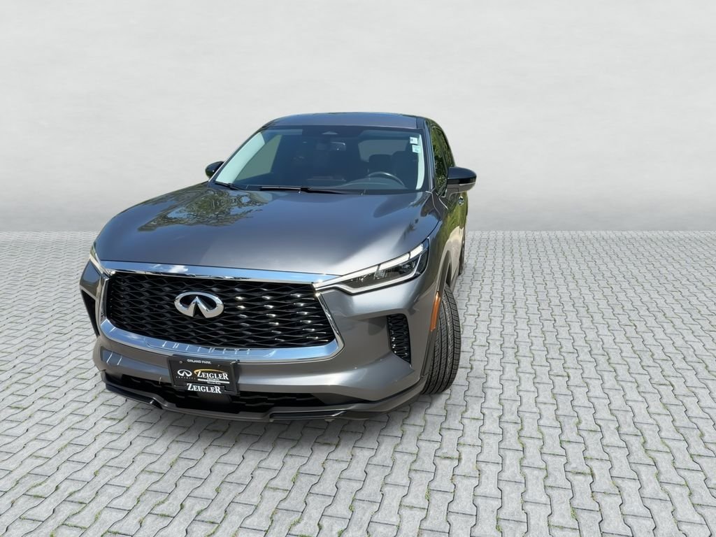 Certified Used 2022 Graphite Shadow INFINITI PURE image 3