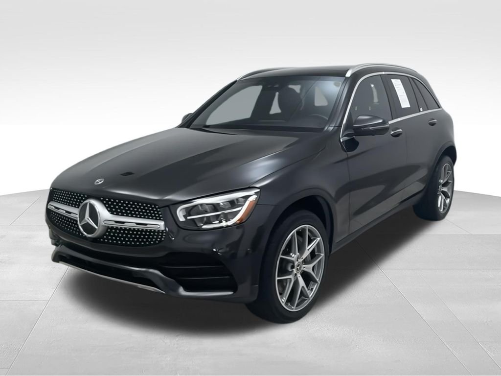 Used 2022 Black Mercedes-Benz GLC 300 image 4