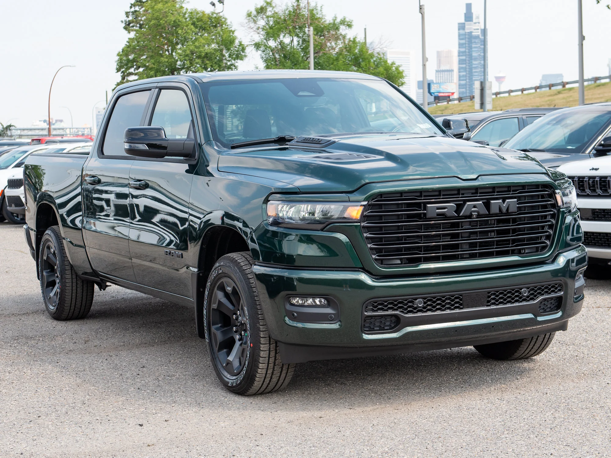 New 2026 Green RAM Sport* Crew Cab 4x4, Panoramic Sunroof, Nav, Heated Seats/Wheel, Alpine Audio image 8