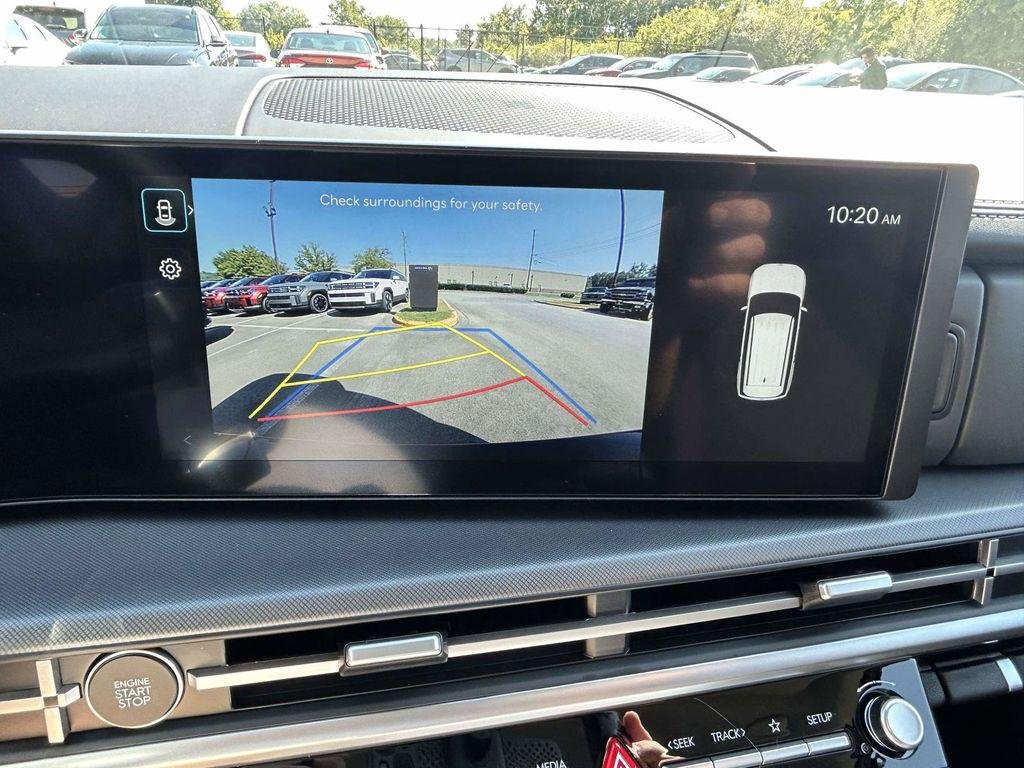 New 2027 Black Hyundai SE FWD image 36