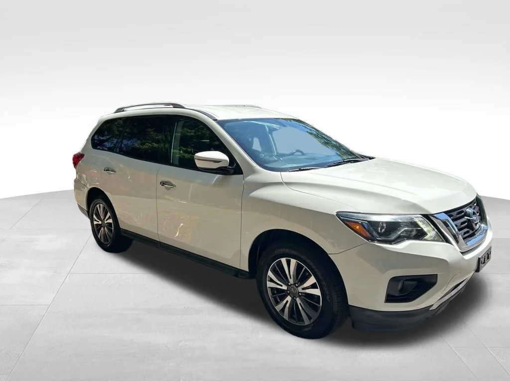 Used 2017 White Nissan SV image 8