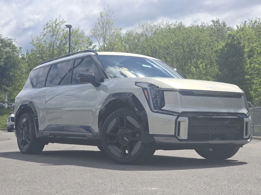 2024 Kia EV9 GT-Line AWD's photo