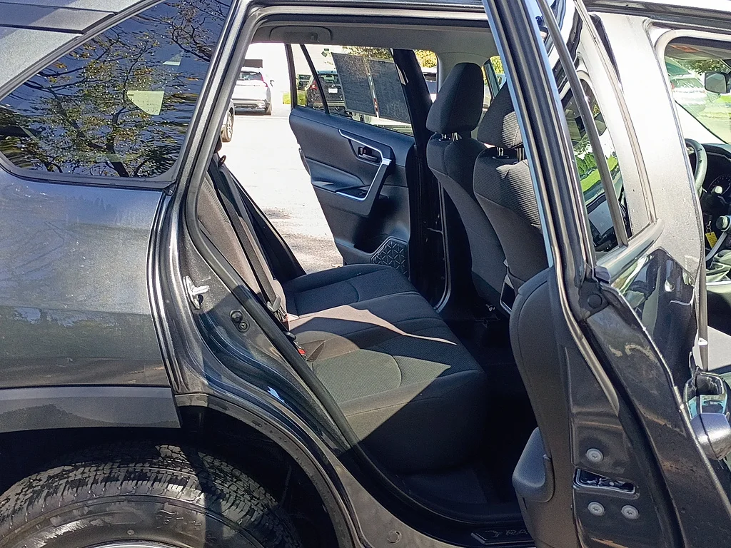 Used 2020 Magnetic Gray Metallic Toyota LE image 15