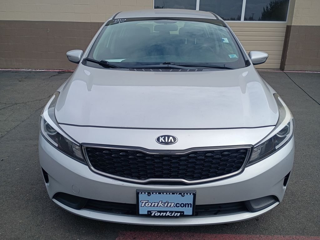 Used 2017 Silky Silver Kia LX image 12