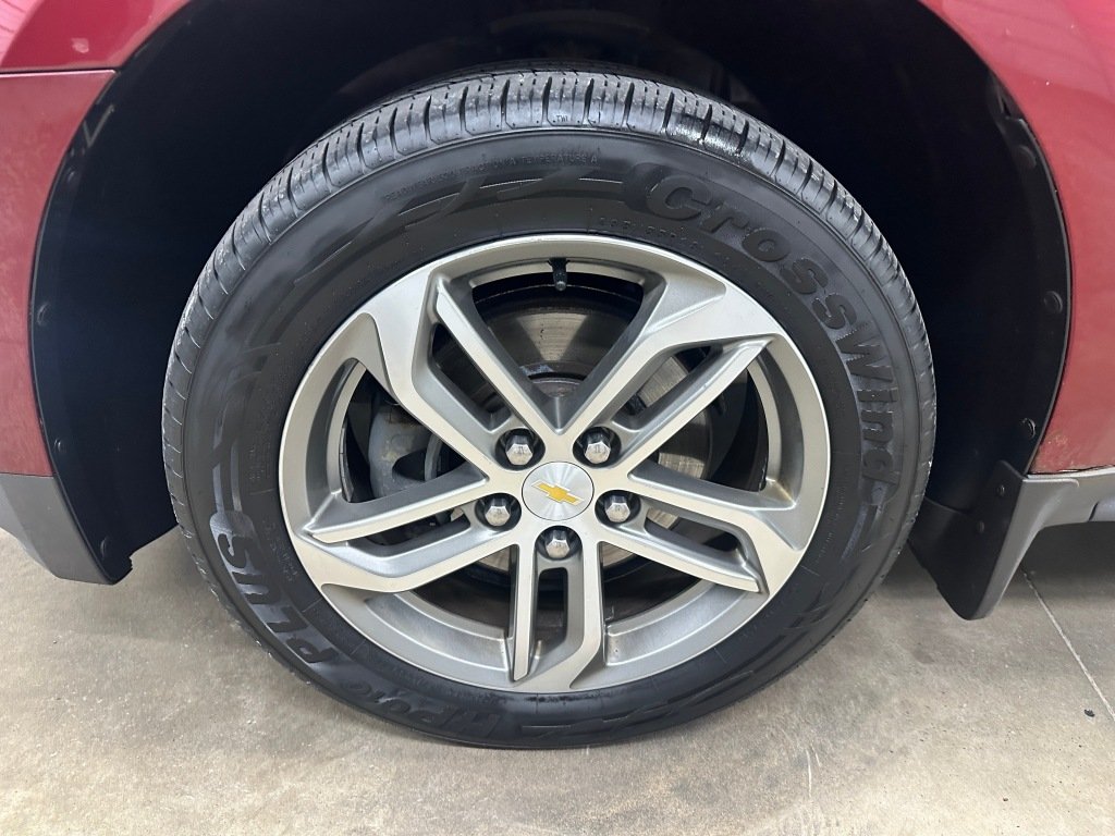Used 2017 Siren Red Tintcoat Chevrolet Premier image 37