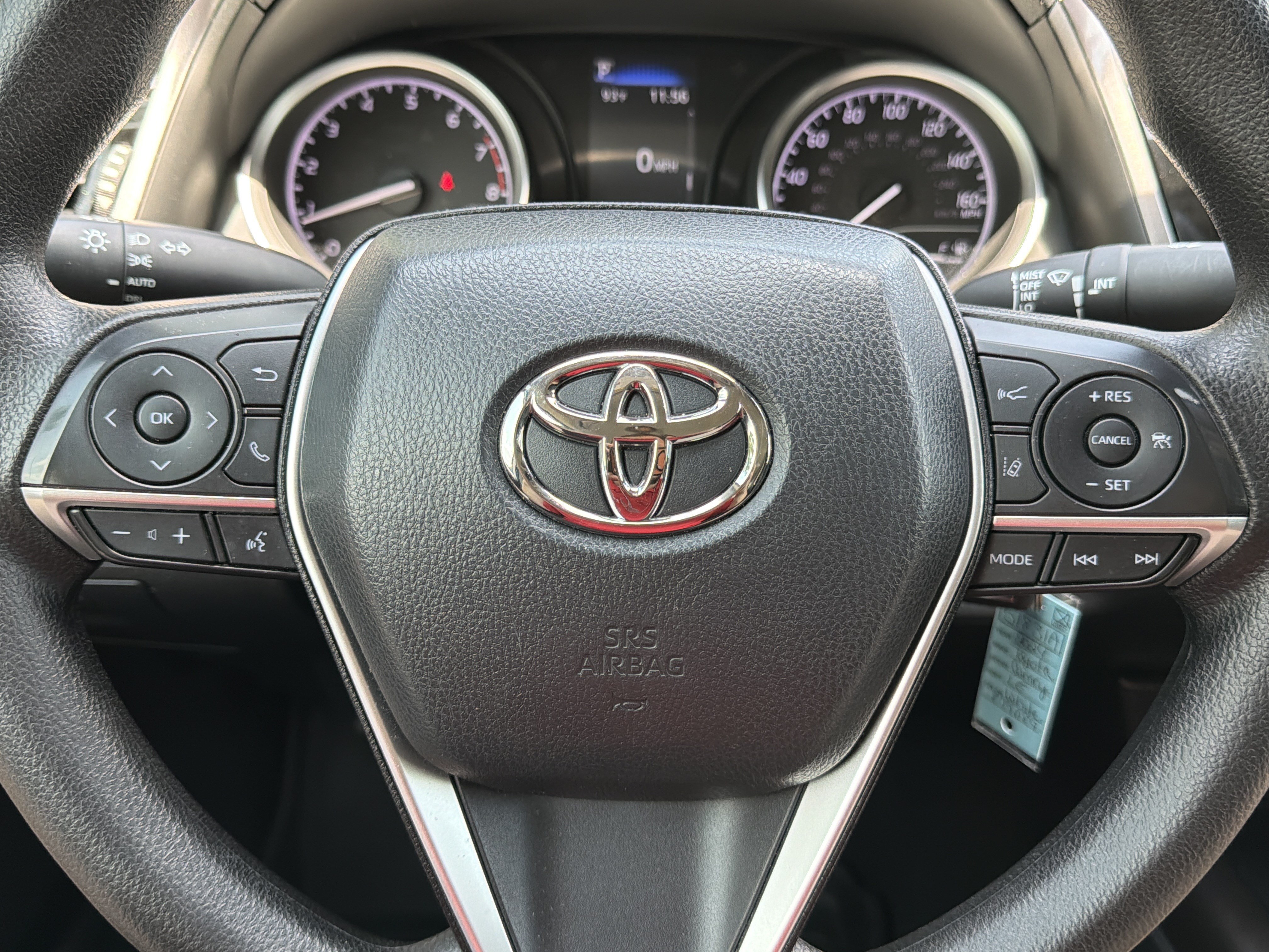 Used 2024 Ice Toyota LE image 12