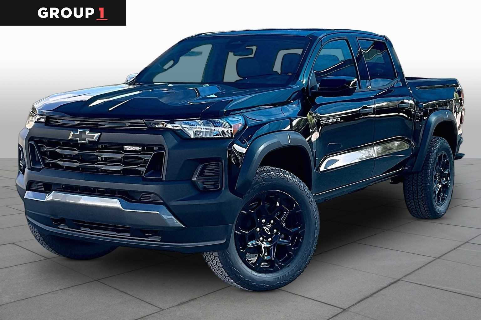 2026 Chevrolet Colorado Trail Boss - Photo 1