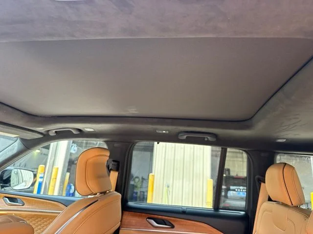 Used 2024 White Jeep Summit Reserve image 20