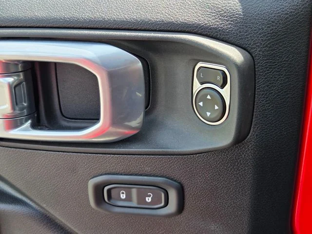 Used 2024 Red Jeep Sport S image 28