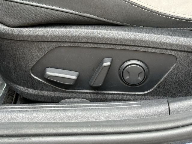 Used 2021 Gray Kia EX image 31