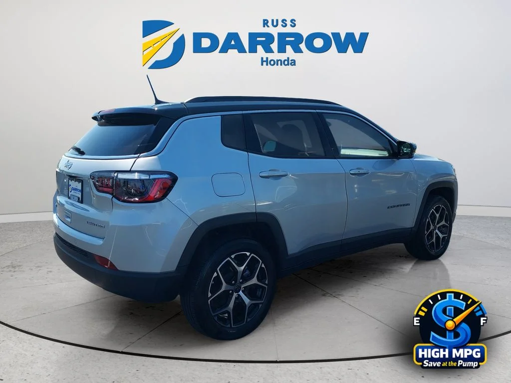Used 2025 Silver Jeep Limited image 5