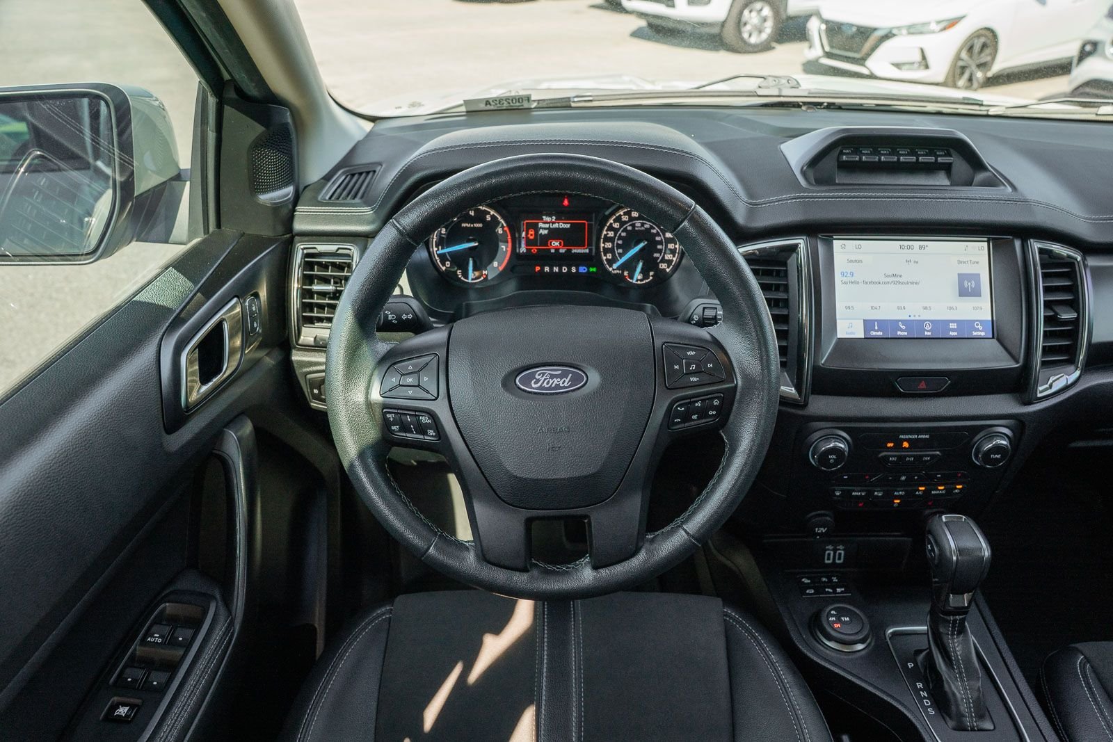 Used 2023 Green Ford Lariat image 29