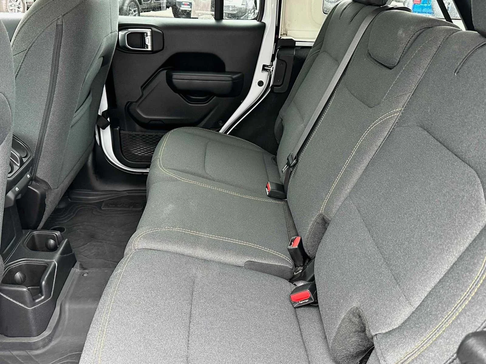 2025 Jeep Wrangler 4-Door Willys - Photo 11