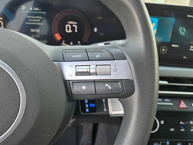 Used 2025 Gray Hyundai SEL image 18
