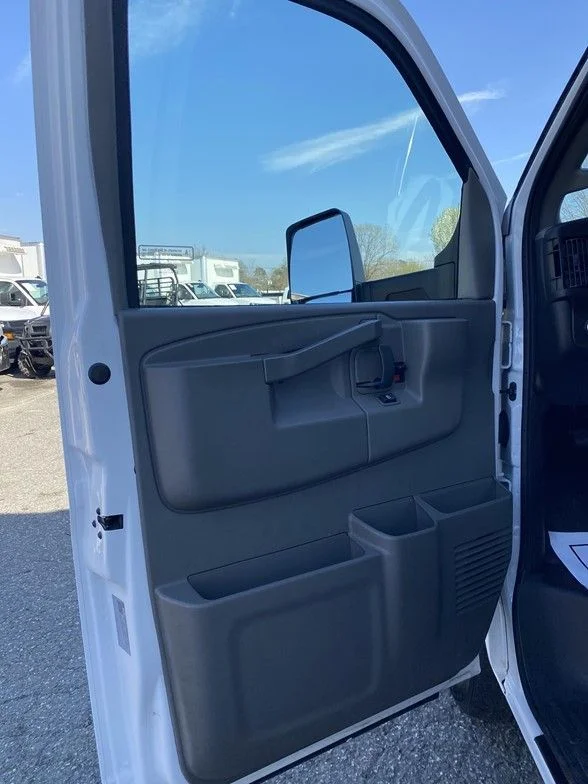 Used 2024 White Chevrolet Work Van image 9