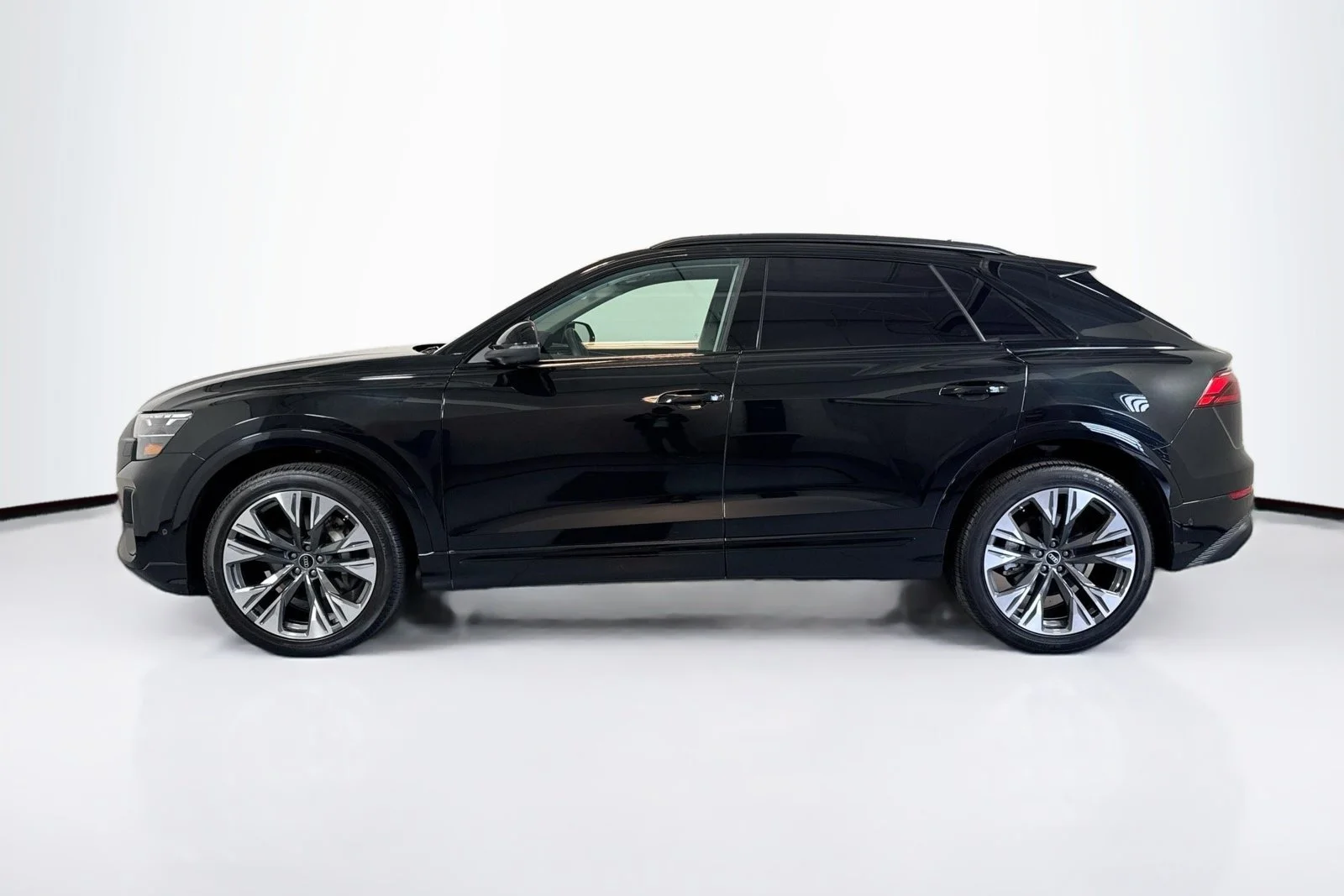 Used 2025 Mythos Black Audi Premium Plus image 8