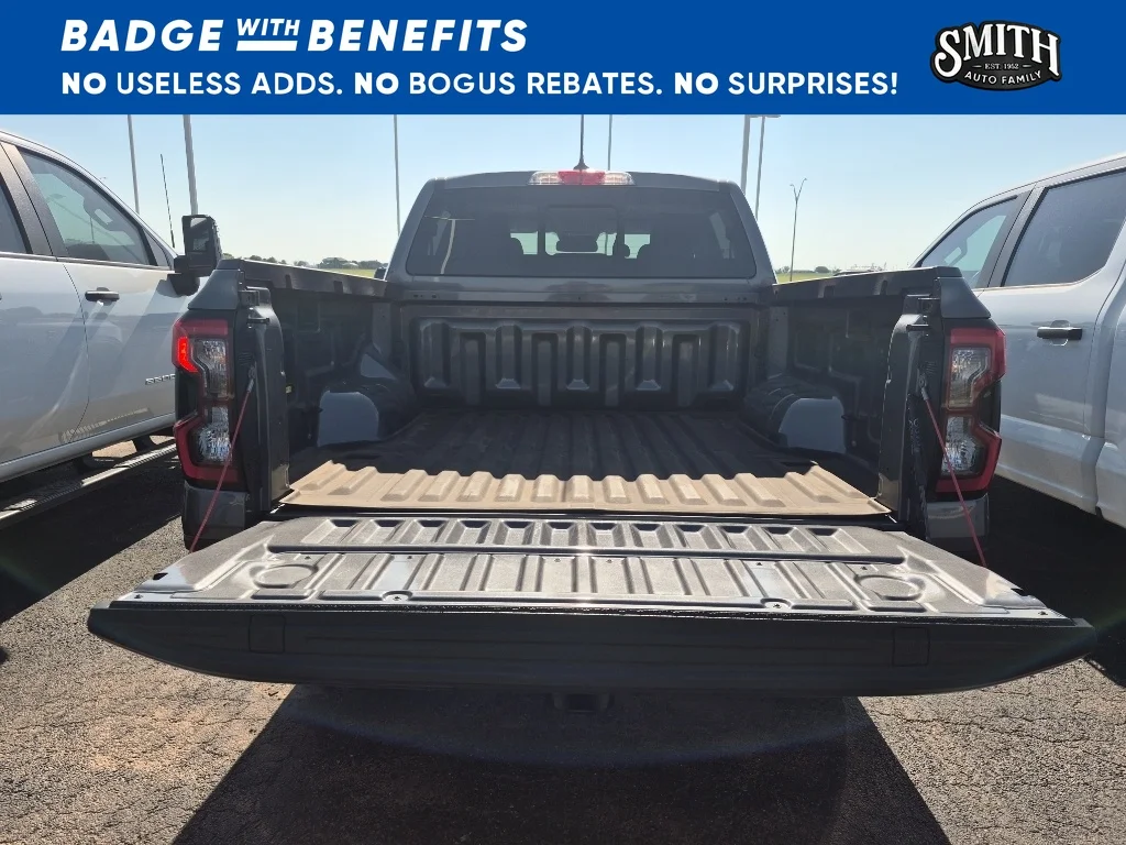 Certified Used 2025 Carbonized Gray Metallic Ford XLT image 17