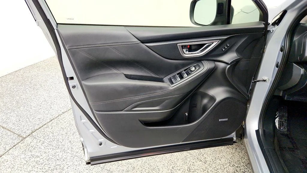 Used 2020 Ice Silver Metallic Subaru Touring CVT image 11